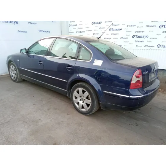 VOLKSWAGEN PASSAT BERLINA (3B3) '2002 2.3 V5 AZUL