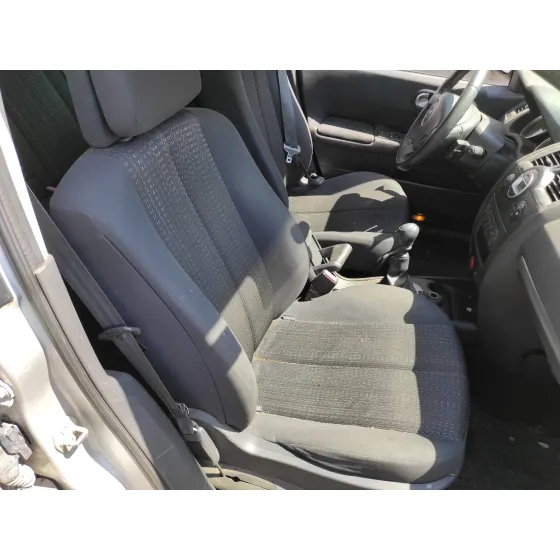 RENAULT MEGANE II FAMILIAR '2007 1.5 DCI DIESEL PLATA