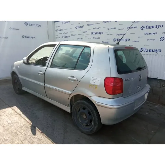 VOLKSWAGEN POLO (9N1) '2001 1.4 16V PLATA