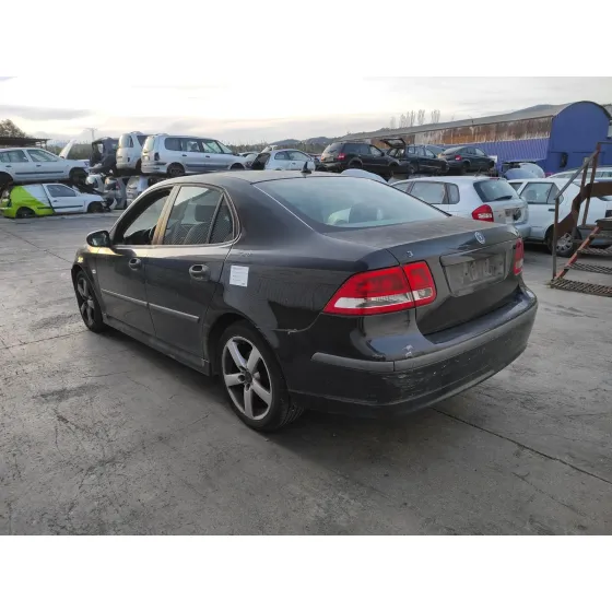 SAAB 9-3 BERLINA '2004 * NEGRO