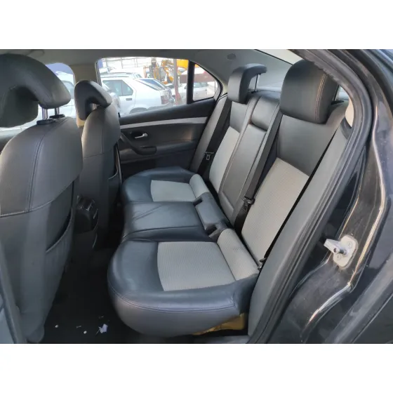 SAAB 9-3 BERLINA '2004 * NEGRO
