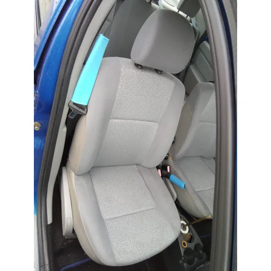 DACIA LOGAN '2010 1.4 CAT AZUL
