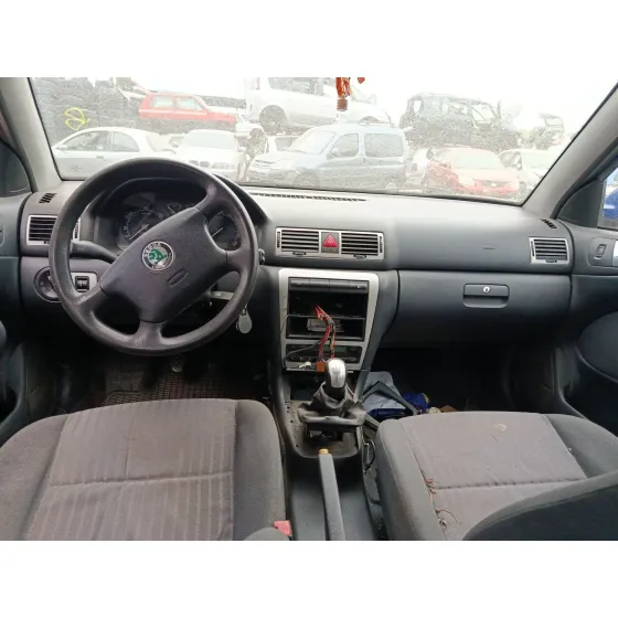 Skoda OCTAVIA I COMBI (1U5) 2000