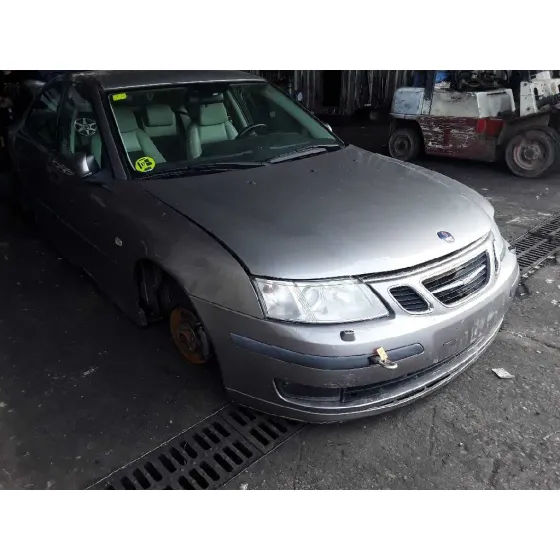 SAAB 9-3 BERLINA '2004 2.0 CAT GRIS CLARO