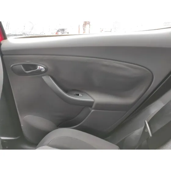 SEAT ALTEA (5P1) '2004 1.6 ROJO