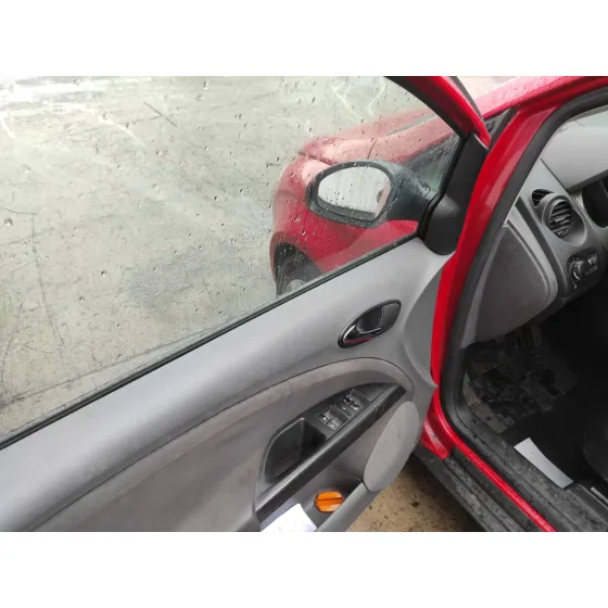 SEAT ALTEA (5P1) '2004 1.6 ROJO