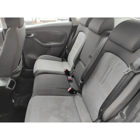 SEAT ALTEA (5P1) '2004 1.6 ROJO