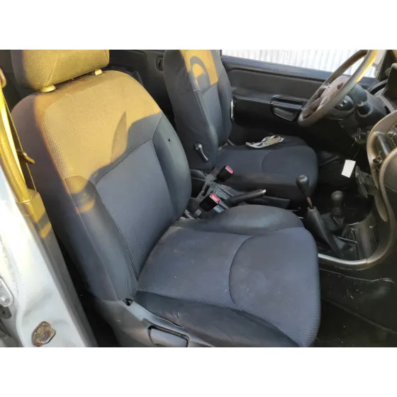 NISSAN TERRANO/TERRANO.II (R20) '2004 SR (5-PTAS.) BLANCO