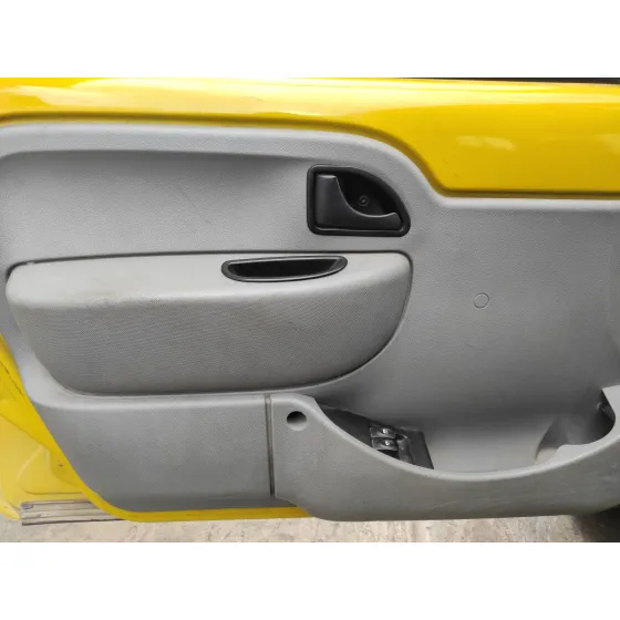 RENAULT KANGOO (F/KC0) '2003 1.9 DIESEL AMARILLO