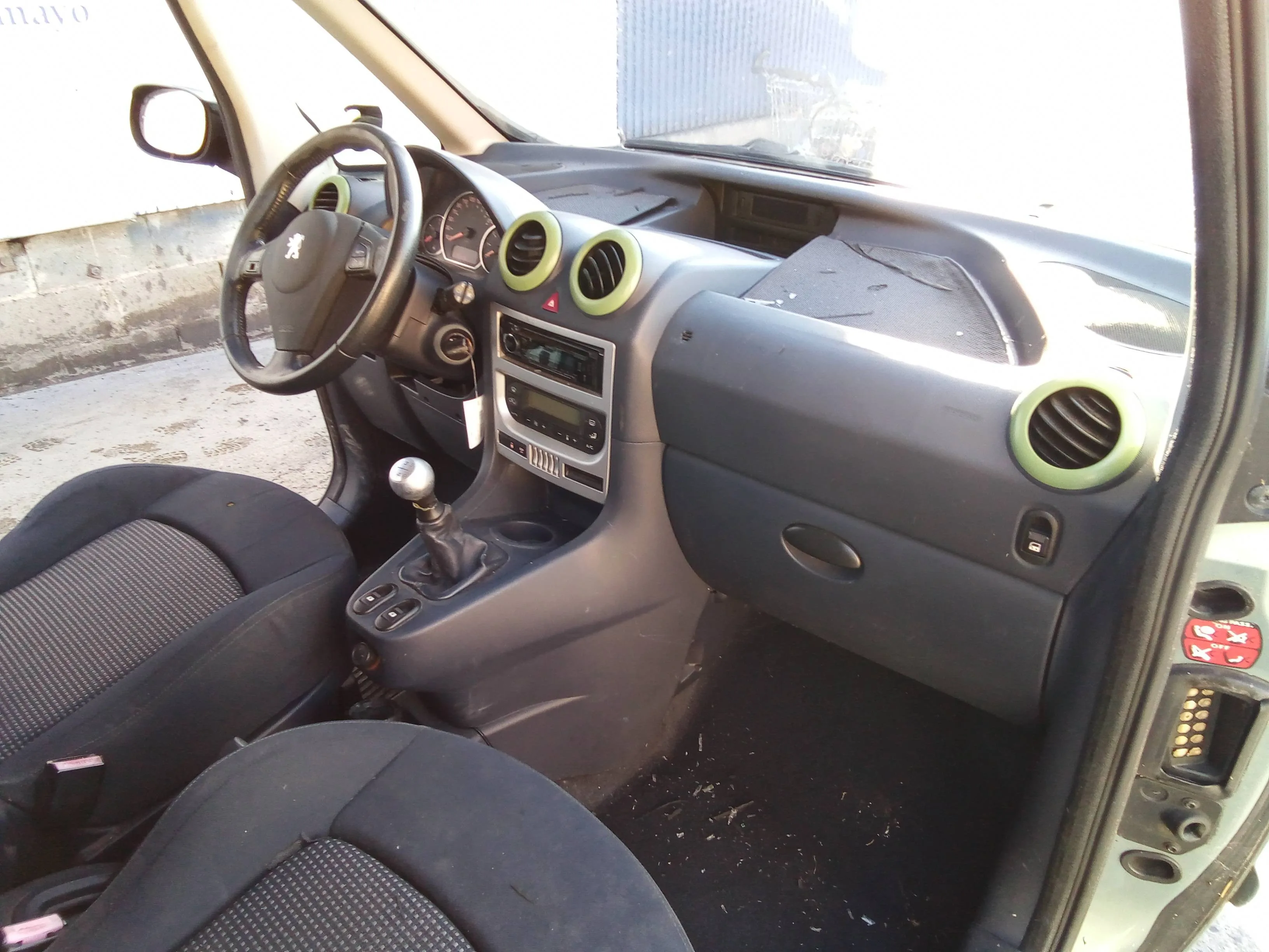 PEUGEOT 1007 '2006 1.4 HDI VERDE