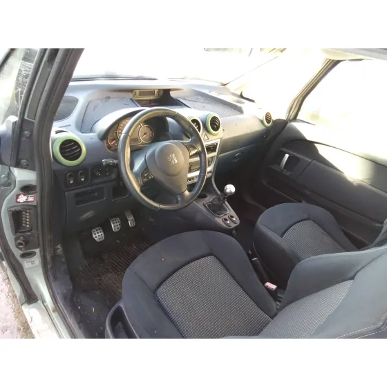 PEUGEOT 1007 '2006 1.4 HDI VERDE