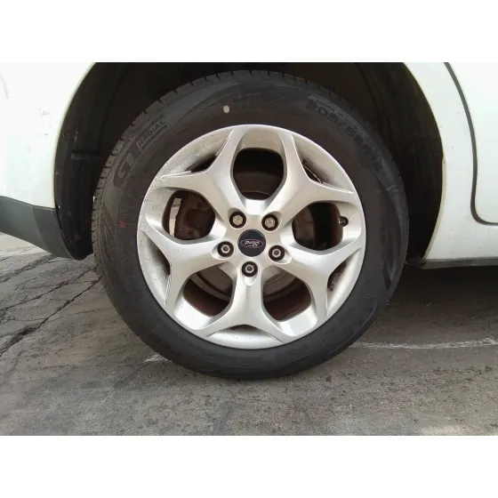 FORD FOCUS BERLINA (CAP) '2008 1.8 TDCI TURBODIESEL CAT BLANCO/QUEMADO