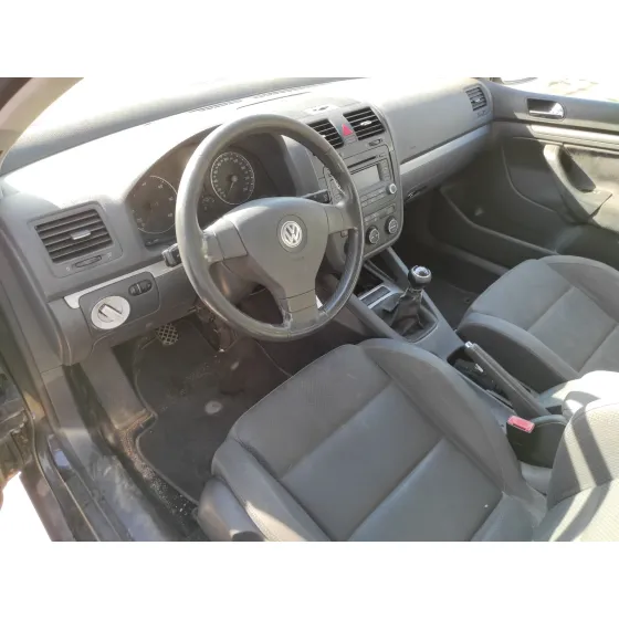 VOLKSWAGEN GOLF V BERLINA (1K1) '2004 1.9 TDI NEGRO