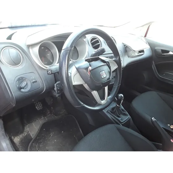 SEAT IBIZA (6J5) '2008 * ROJO