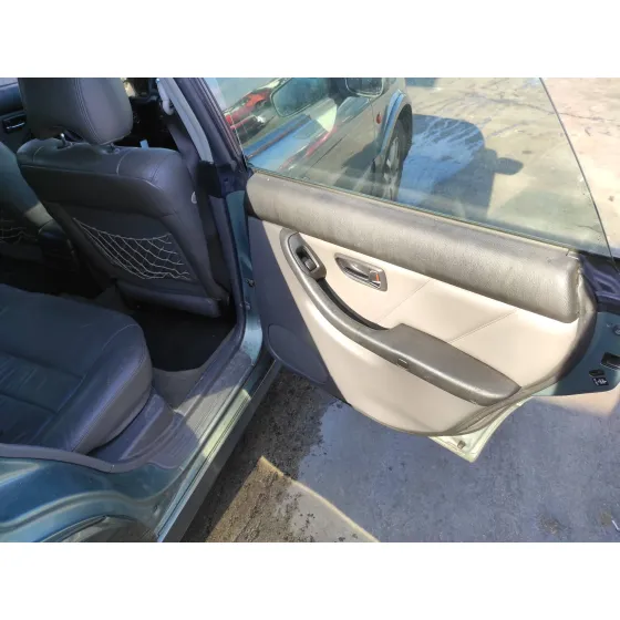 SUBARU LEGACY BERL./FAMILIAR B12 (BE/BH) '2003 2.5 16V CAT VERDE OSCURO