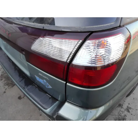 SUBARU LEGACY BERL./FAMILIAR B12 (BE/BH) '2003 2.5 16V CAT VERDE OSCURO