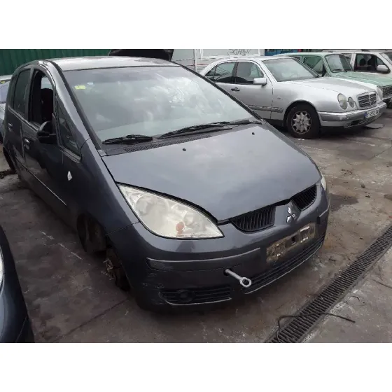 MITSUBISHI COLT BERLINA 5 (Z30A) '2005 1.1 CAT GRIS OSCURO