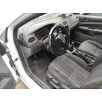 FORD FOCUS BERLINA (CAP) FORD FOCUS BERLINA (CAP) '2009 1.6 TDCI CAT BLANCO 2004