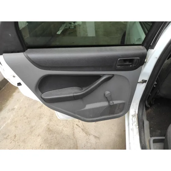 FORD FOCUS BERLINA (CAP) '2009 1.6 TDCI CAT BLANCO