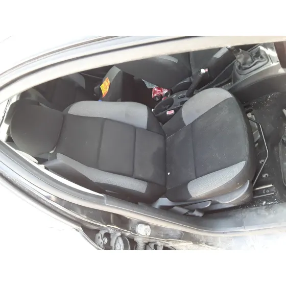 PEUGEOT 207 '2008 1.4 NEGRO