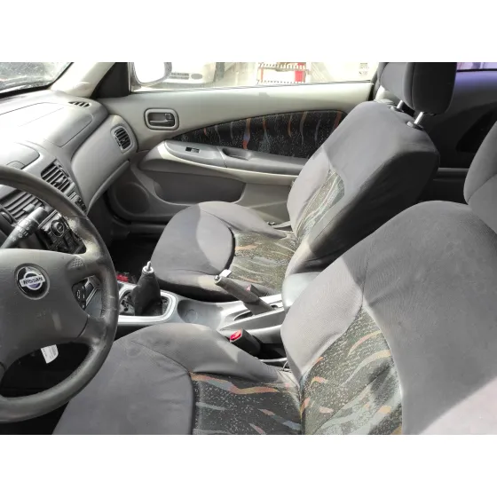 NISSAN ALMERA (N16/E) '2001 2.2 16V TURBODIESEL CAT NEGRO