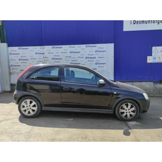 OPEL CORSA C '2002 1.4 16V NEGRO