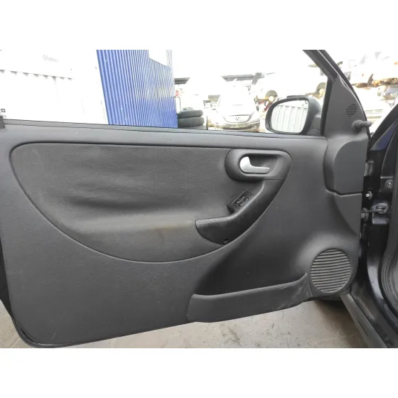 OPEL CORSA C '2002 1.4 16V NEGRO