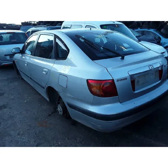 HYUNDAI ELANTRA (XD) '2002 2.0 CRDI CAT PLATA