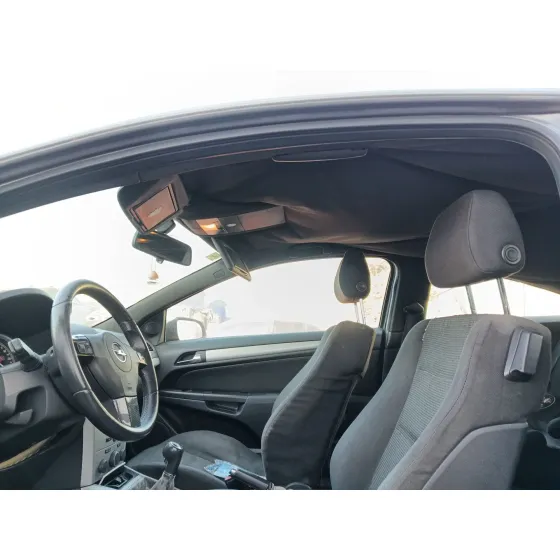 Opel ASTRA H GTC (A04) 2005
