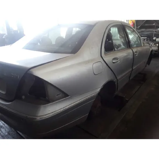 MERCEDES CLASE C (W203) BERLINA '2002 2.2 CDI CAT PLATA