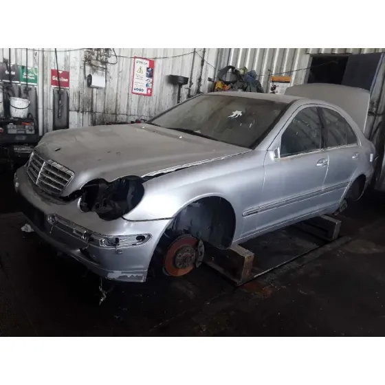MERCEDES CLASE C (W203) BERLINA '2002 2.2 CDI CAT PLATA