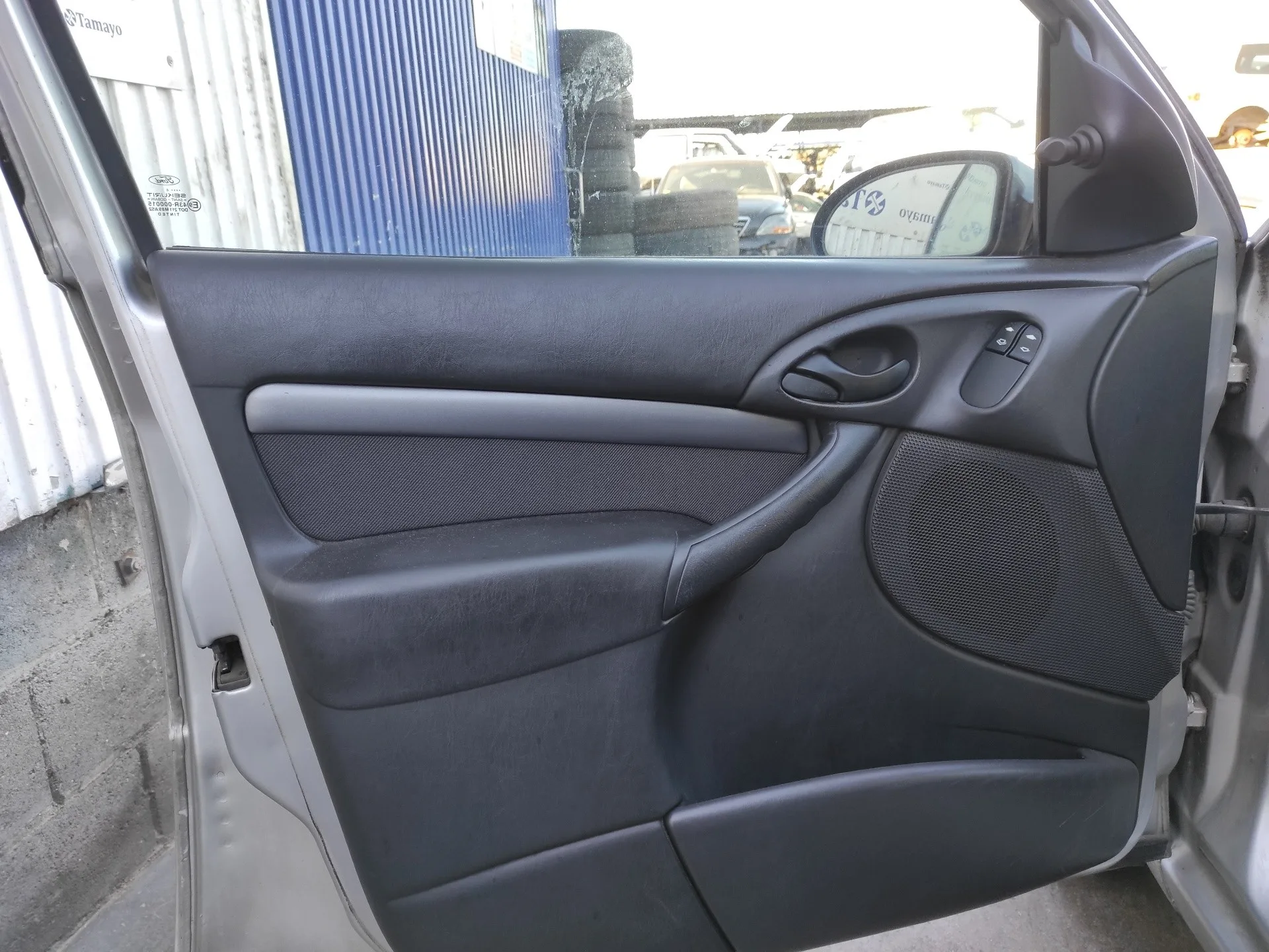 FORD FOCUS BERLINA (CAK) '2004 1.8 TDCI CAT PLATA