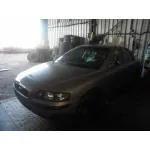 VOLVO S60 BERLINA VOLVO S60 BERLINA '2004 2.4 CAT GRIS 2000
