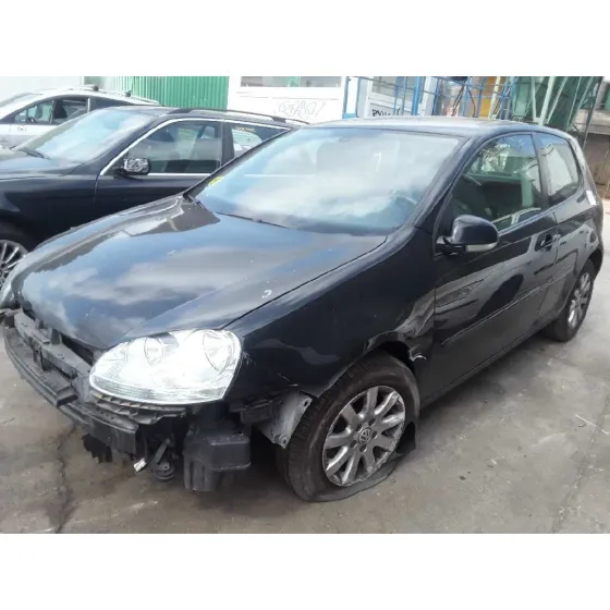 VOLKSWAGEN GOLF V BERLINA (1K1) '2005 TRENDLINE NEGRO