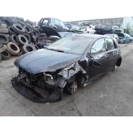 VOLKSWAGEN GOLF VII LIM. (5G1) '2015 1.6 TDI DPF NEGRO