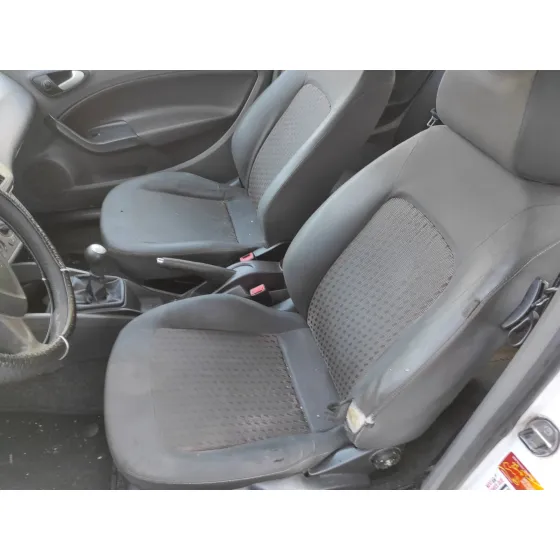 SEAT IBIZA SC (6J1) '2010 1.4 TDI BLANCO