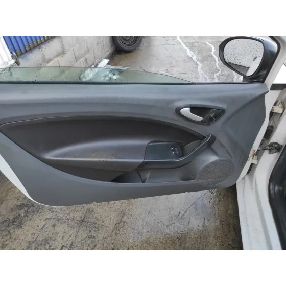 SEAT IBIZA SC (6J1) '2010 1.4 TDI BLANCO