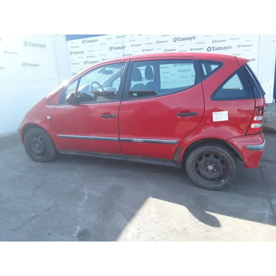 MERCEDES CLASE A (W168) '2001 1.6 CAT ROJO