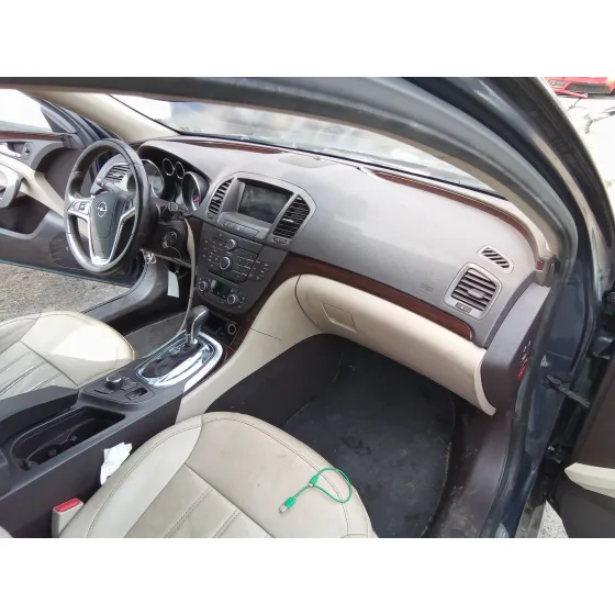 OPEL INSIGNIA SPORTS TOURER '2009 2.0 16V CDTI AZUL CELESTE