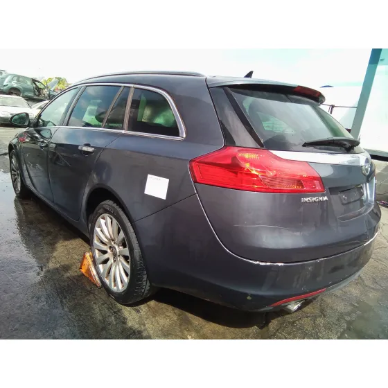 OPEL INSIGNIA SPORTS TOURER '2009 2.0 16V CDTI AZUL CELESTE