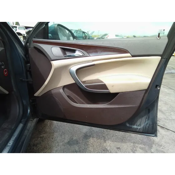 OPEL INSIGNIA SPORTS TOURER '2009 2.0 16V CDTI AZUL CELESTE