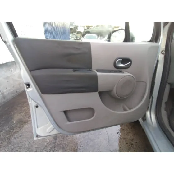RENAULT MODUS '2005 1.4 16V AZUL CIELO