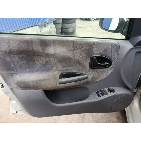Renault MEGANE I GRANDTOUR (KA0/1_) 2001