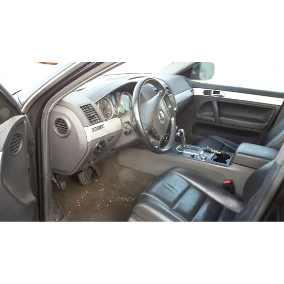 VOLKSWAGEN TOUAREG (7L6) '2006 2.5 TDI DPF NEGRO