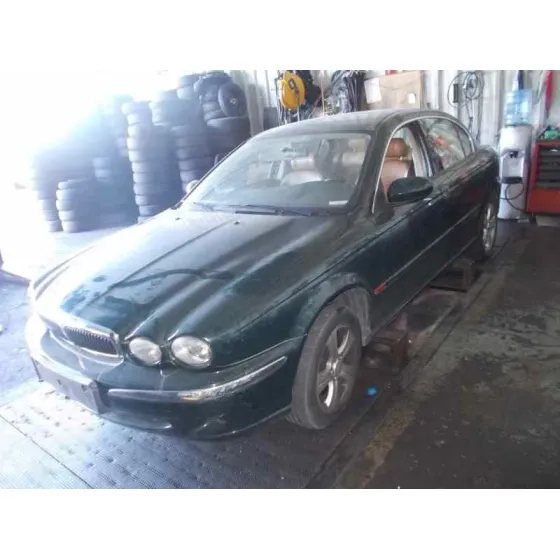 JAGUAR X-TYPE '2001 3.0 V6 24V CAT VERDE