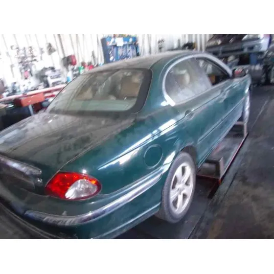 JAGUAR X-TYPE '2001 3.0 V6 24V CAT VERDE