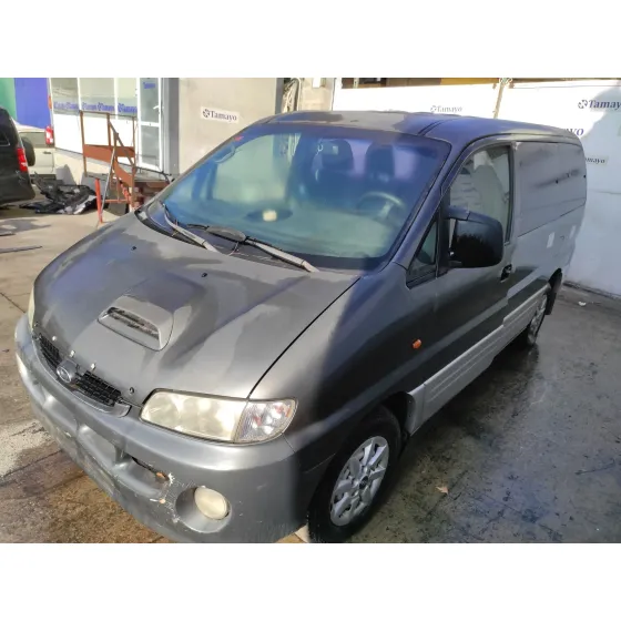 HYUNDAI H1 '2005 * GRIS OSCURO