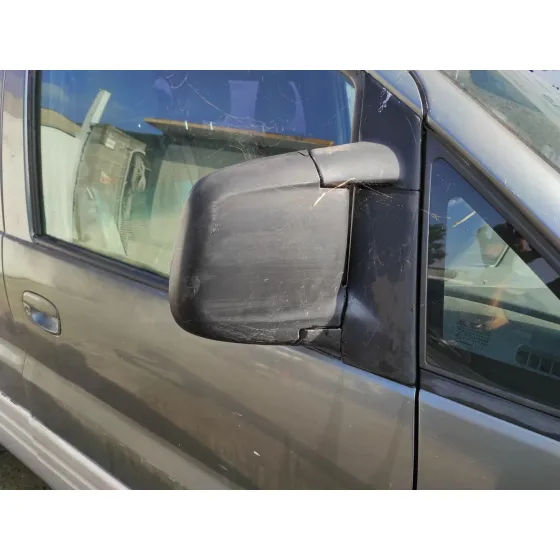 HYUNDAI H1 '2005 * GRIS OSCURO