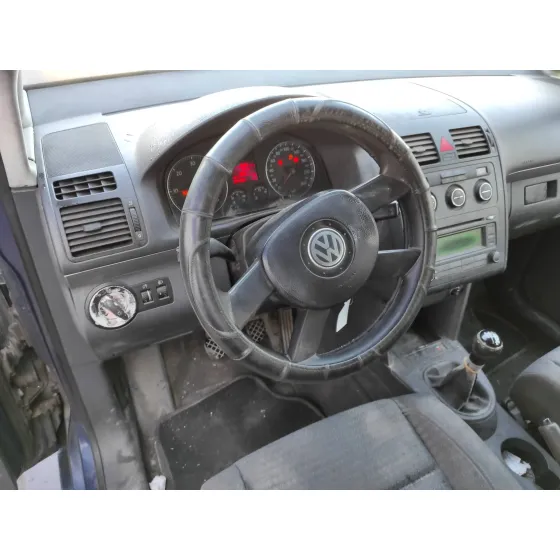 VOLKSWAGEN TOURAN (1T1) '2004 1.9 TDI AZUL MARINO
