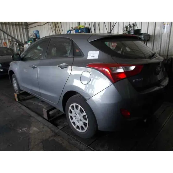 HYUNDAI I30 (GD) '2012 1.4 CRDI CAT GRIS